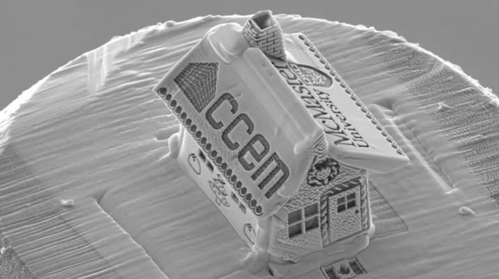 A világ legkisebb mézeskalács házikója (videóval)