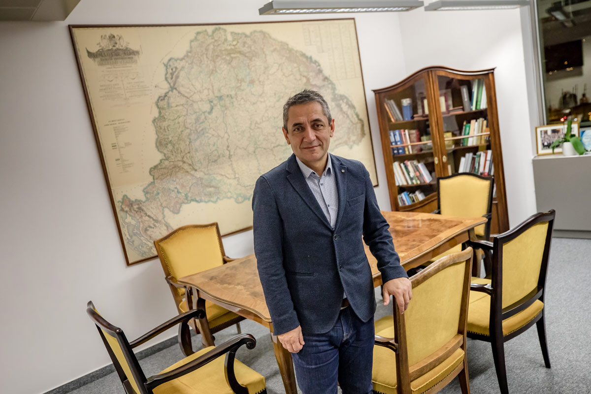 Folytatódik a kárpát-medencei tehetséggondozó program