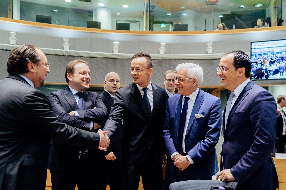 Az új Afrika-stratégia nem lehet a migráció serkentésének dokumentuma!