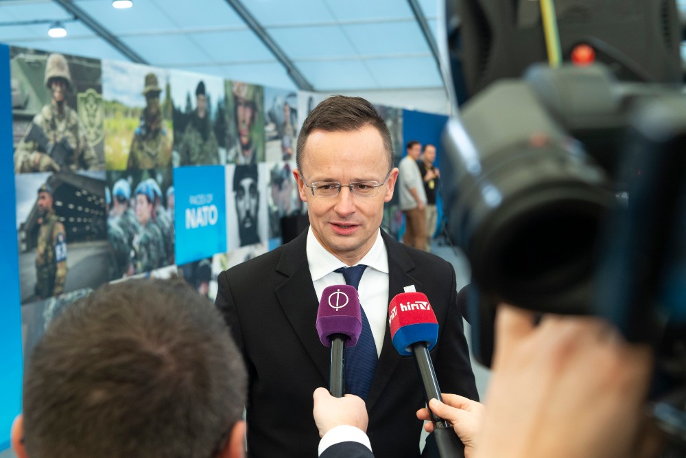 Magyarország blokkolni fogja Ukrajna NATO-közeledését