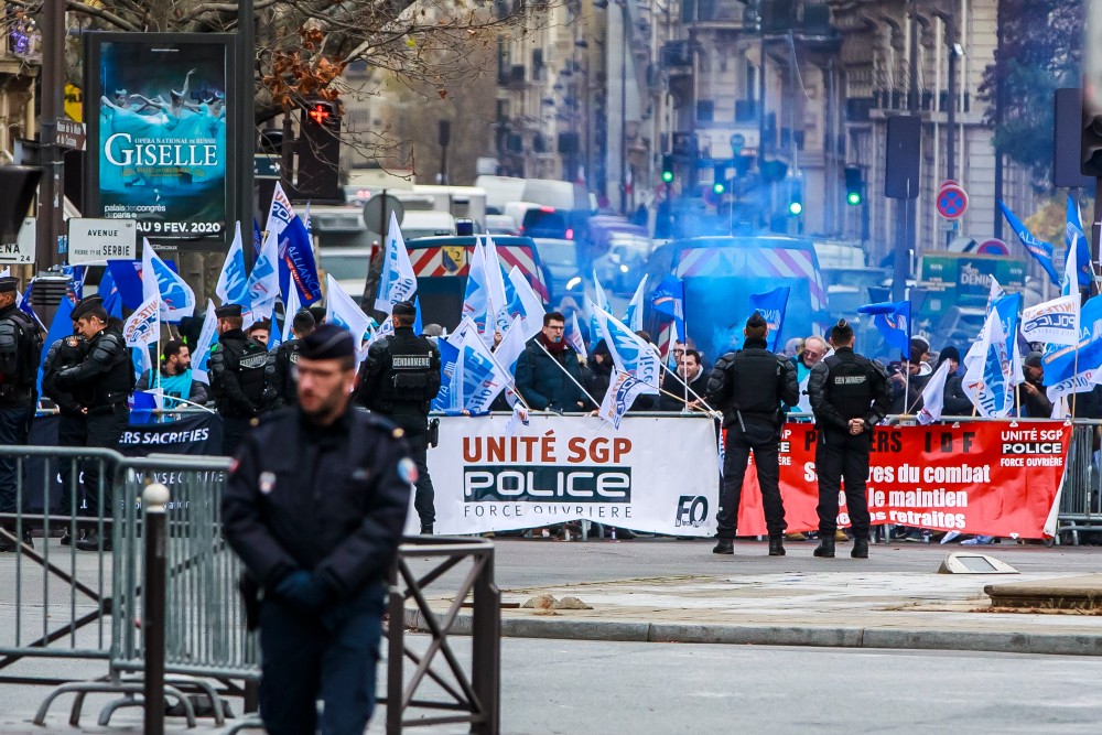 Karácsonyig folytatódhat a sztrájk