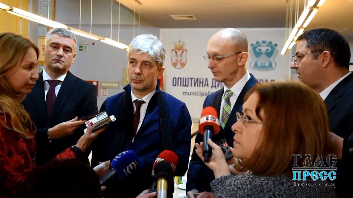 Lemondott a bolgár miniszter, miután rendőrségi őrizetbe került