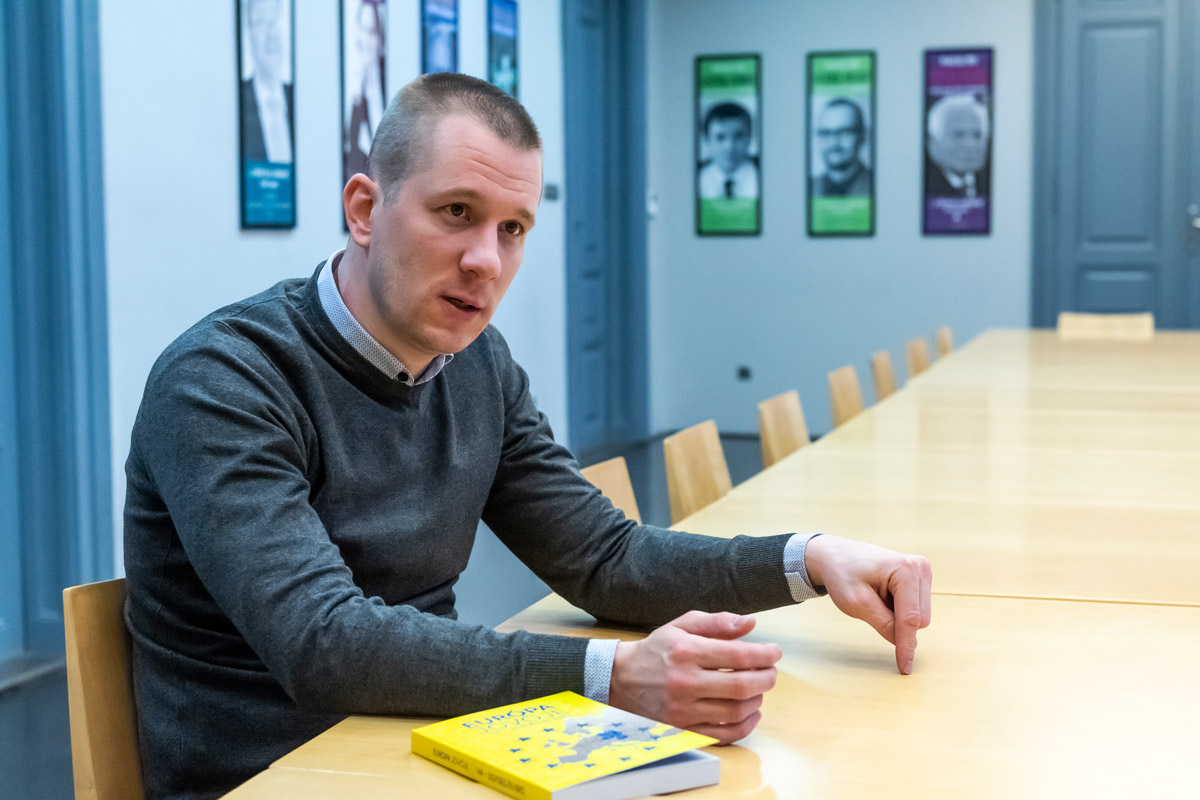 Újnacionalizmus, ez az irány!