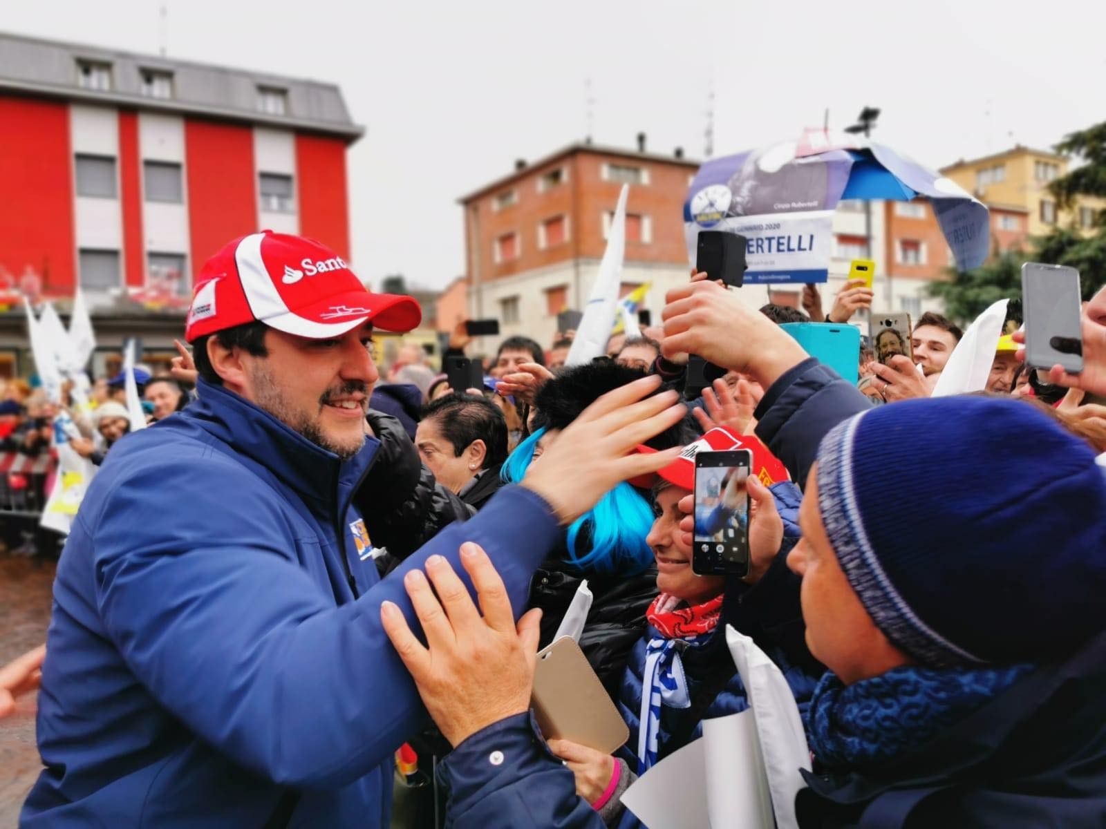 Salvini szerint kormányváltás is jöhet