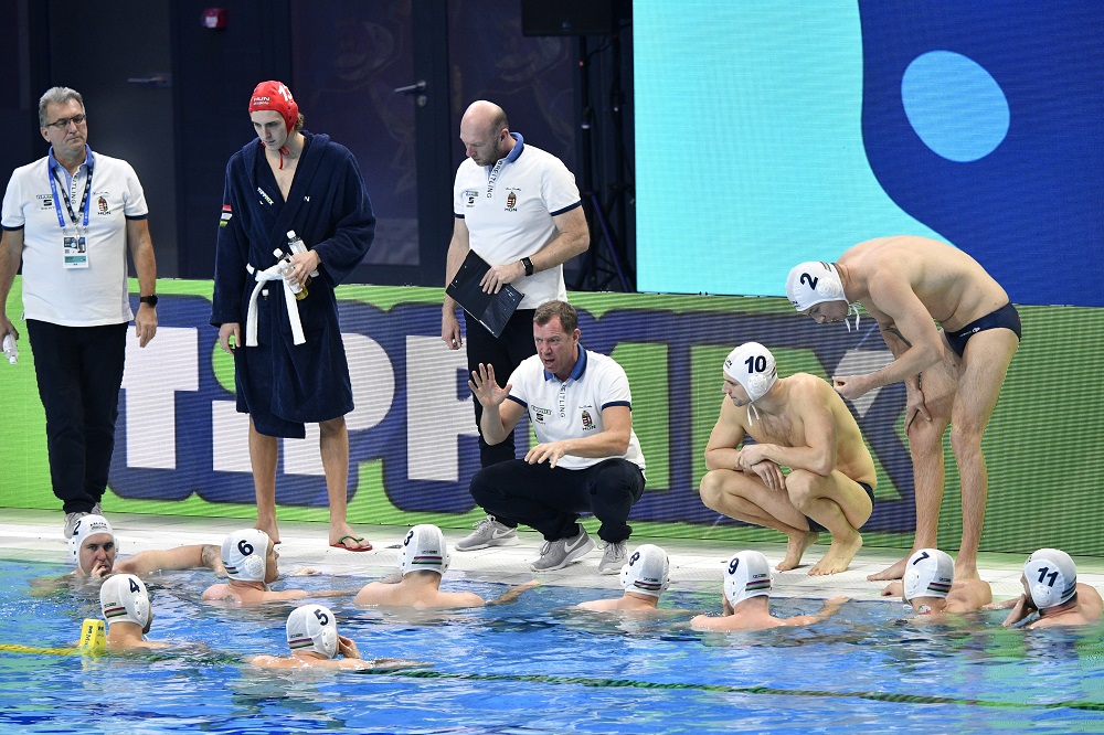 Legjobb négy között a magyar csapat