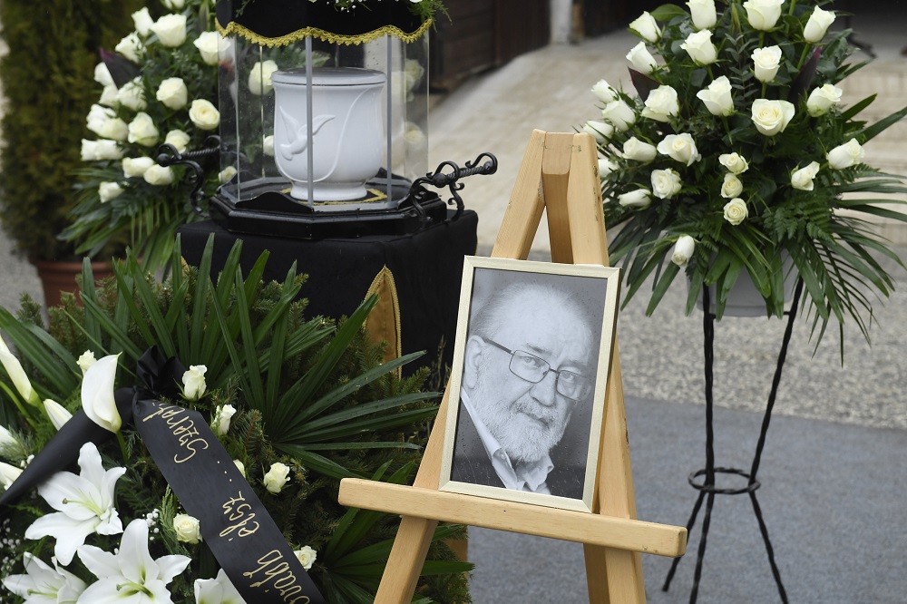 Végső búcsút vettek Andorai Pétertől