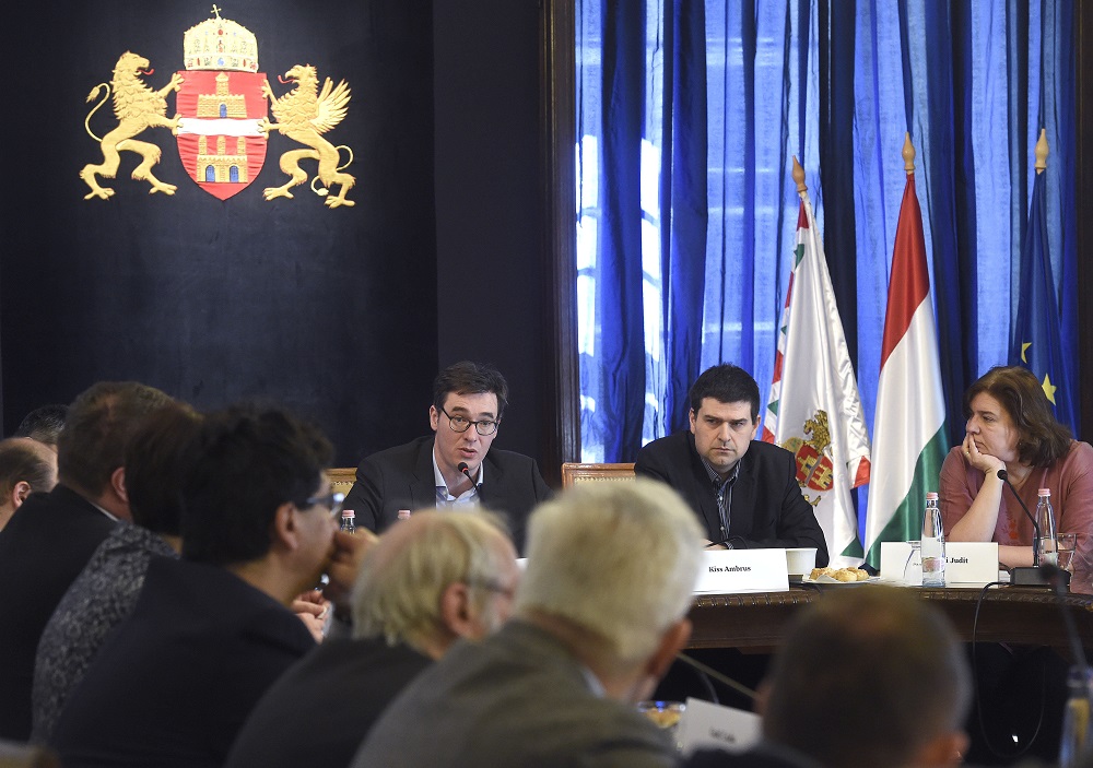 Karácsony: elkezdtünk egy partneri folyamatot kialakítani