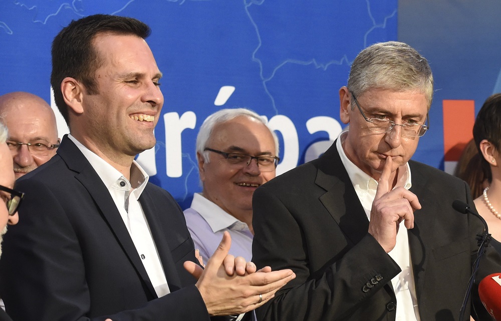 A DK szerint a magyar mentőcsomag a legimpotensebb