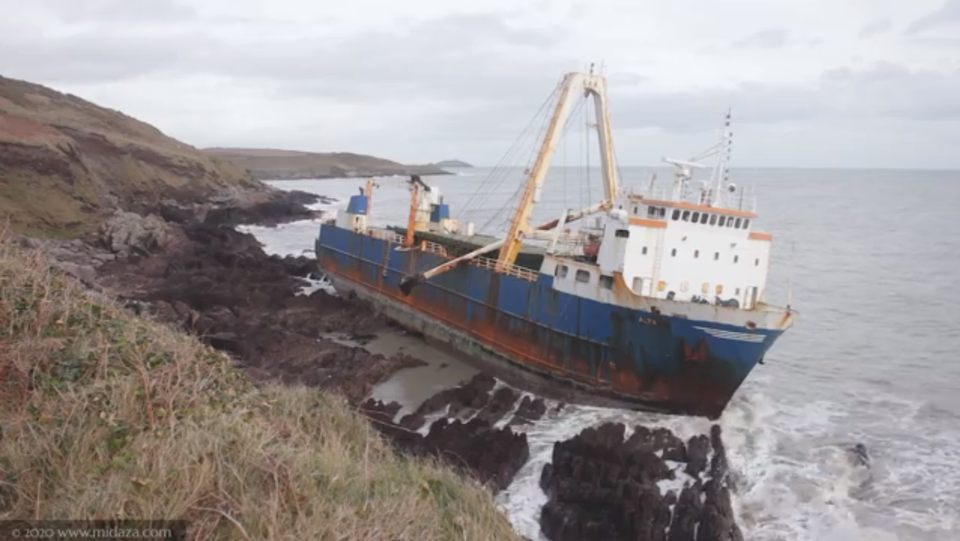 Kísértethajó Írország déli részénél