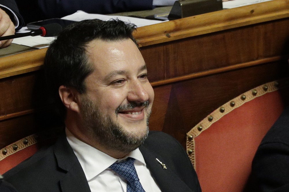 Továbbra is jelentős támogatás az olasz jobbközép szövetség mögött