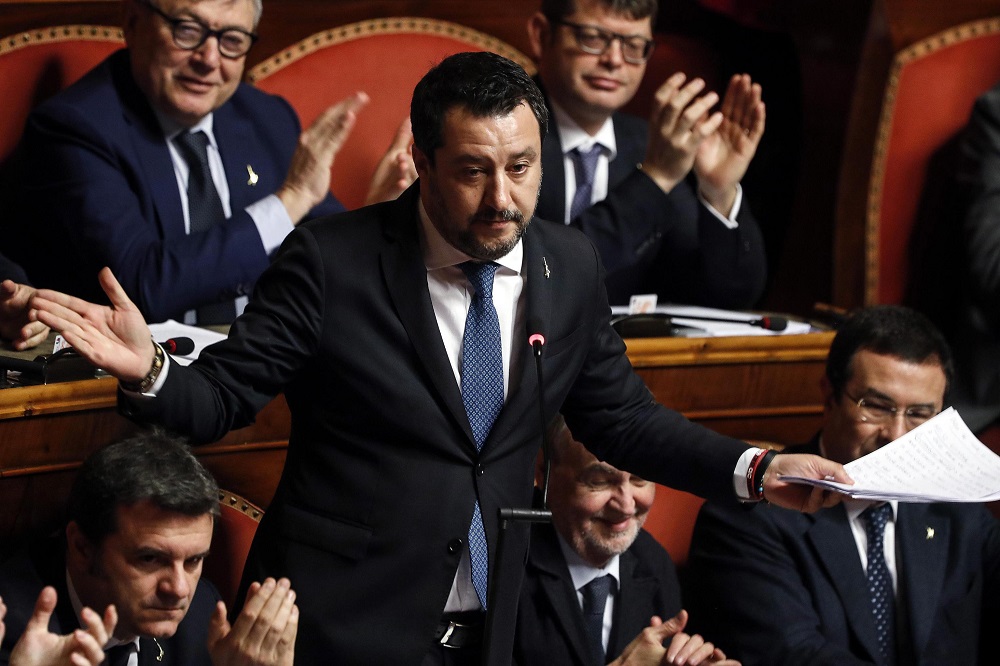 Megvonták Matteo Salvini mentelmi jogát