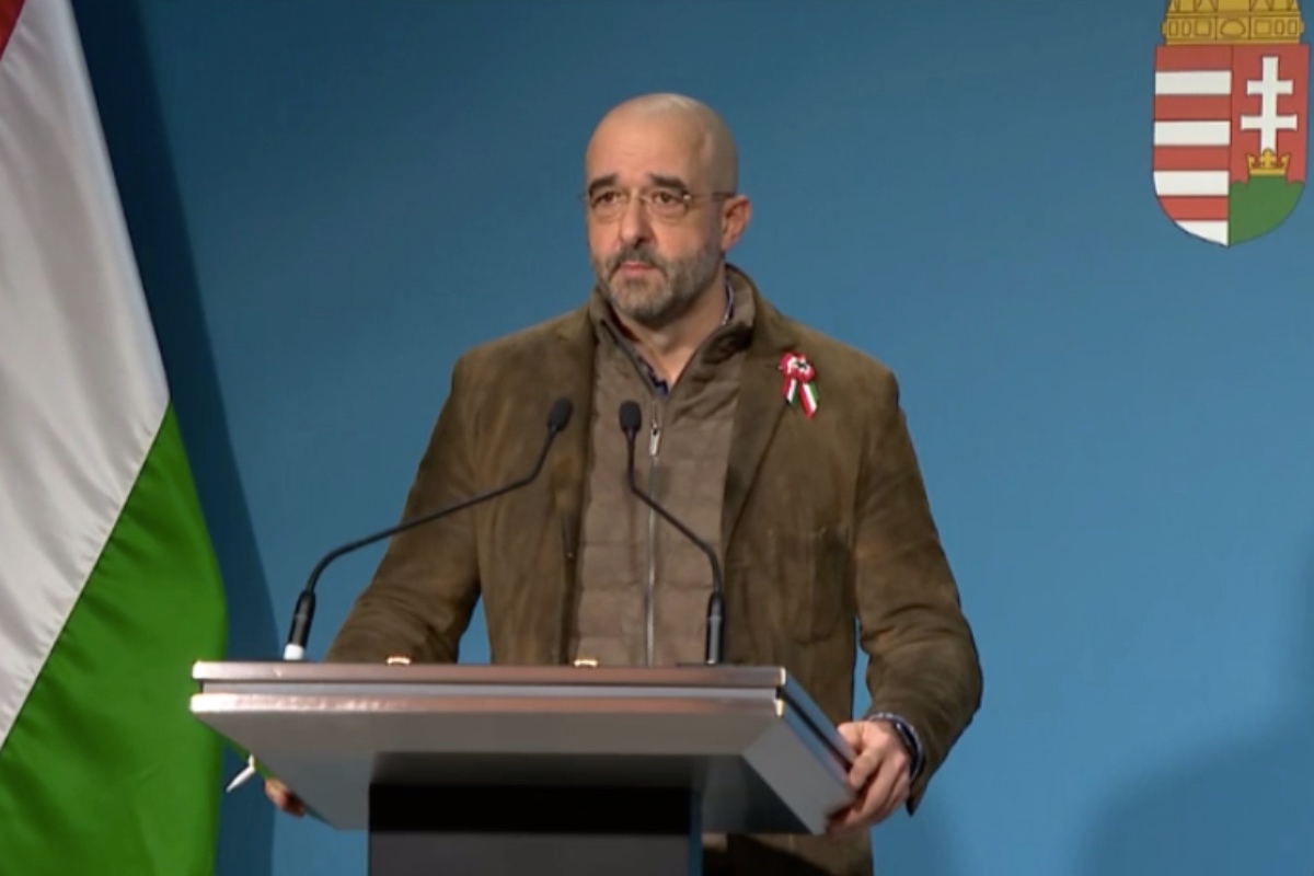 A kormány is szeretné minél hamarabb újranyitni a vendéglátóhelyeket