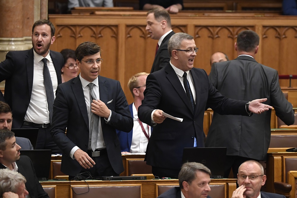 Újabb országgyűlési képviselő távozott a Jobbikból