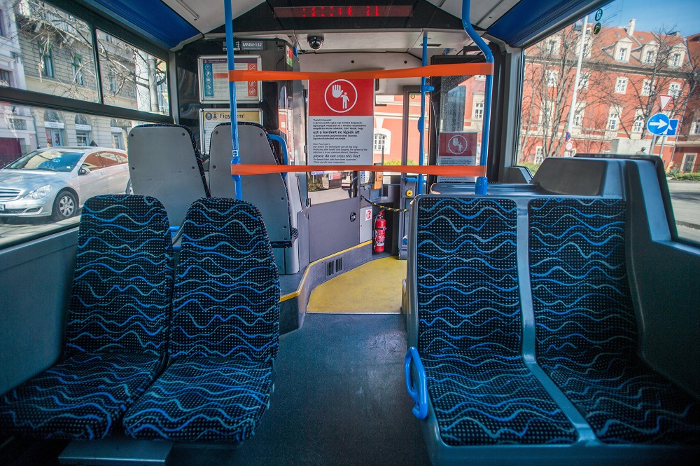 BKV: gumikesztyűt kapnak a járművezetők