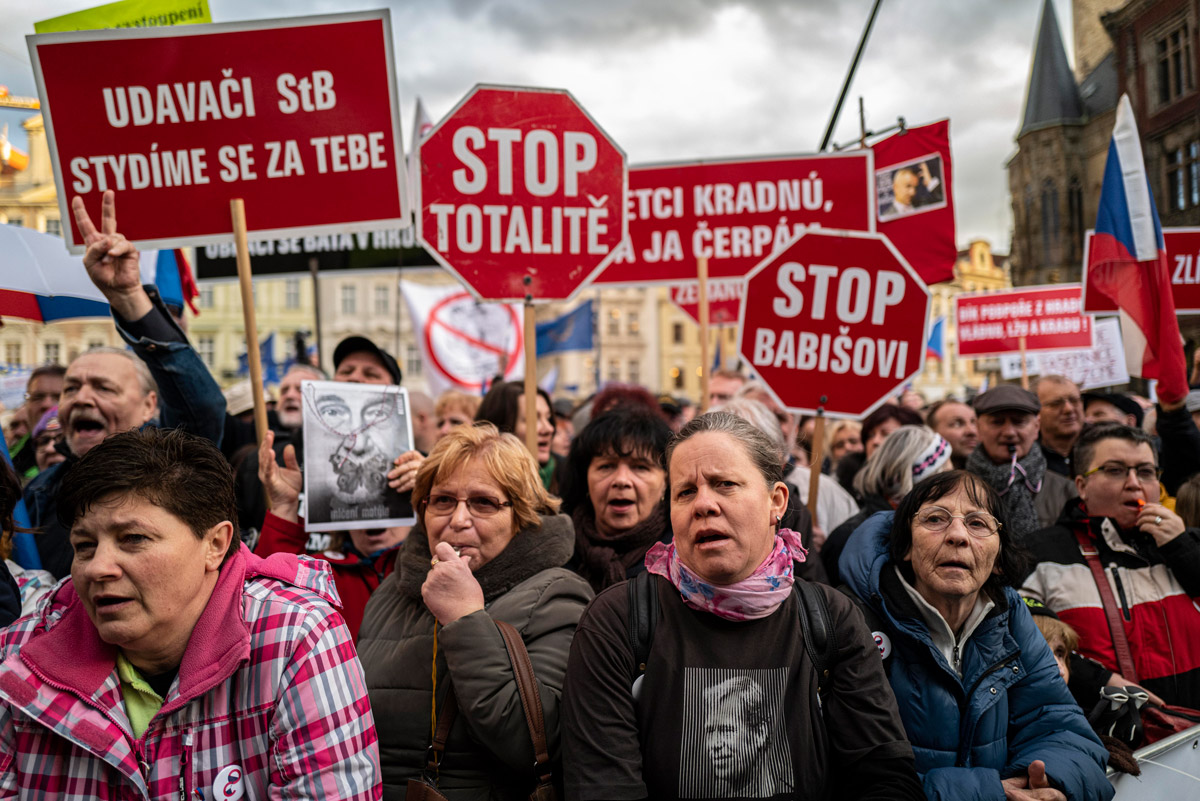 A cseh libsik nem akarják a magyar és lengyel utat járni