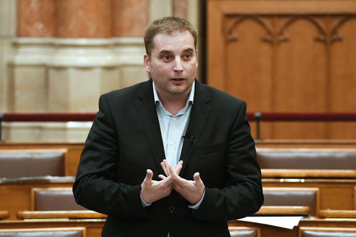 Az MSZP kevesli a védelmi intézkedéseket