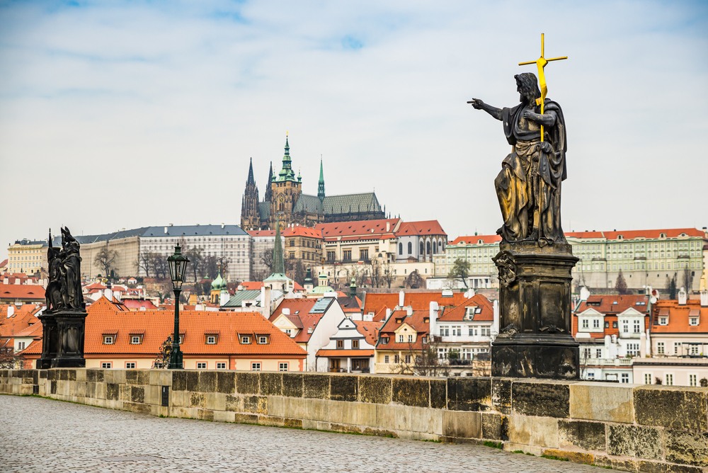 Bizakodóak a csehek