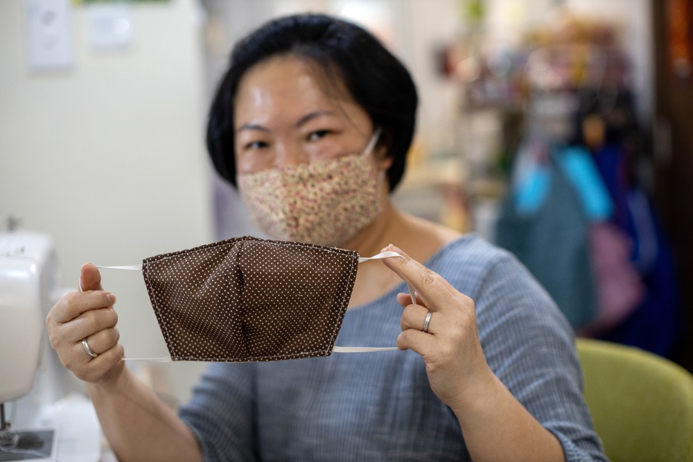 Kína adományokkal segít