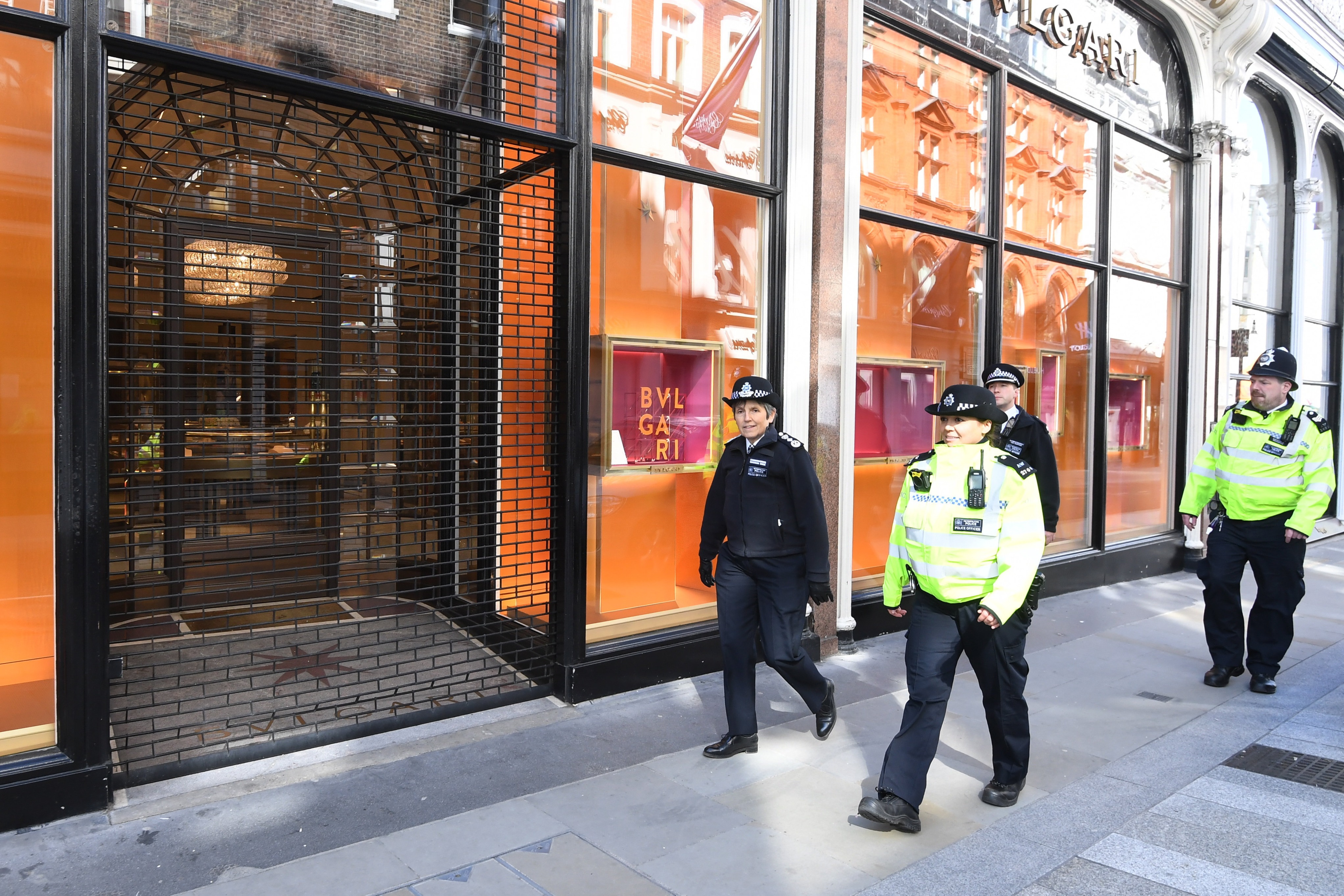 Több mint ezer halott Nagy-Britanniában