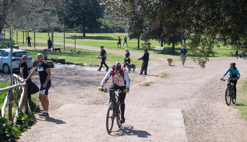 Megszegték a kijárási tilalmat