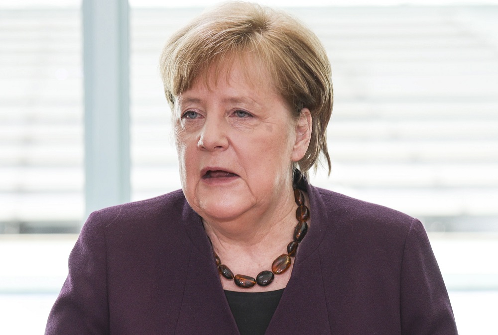 Merkel óvatosságra inti a németeket
