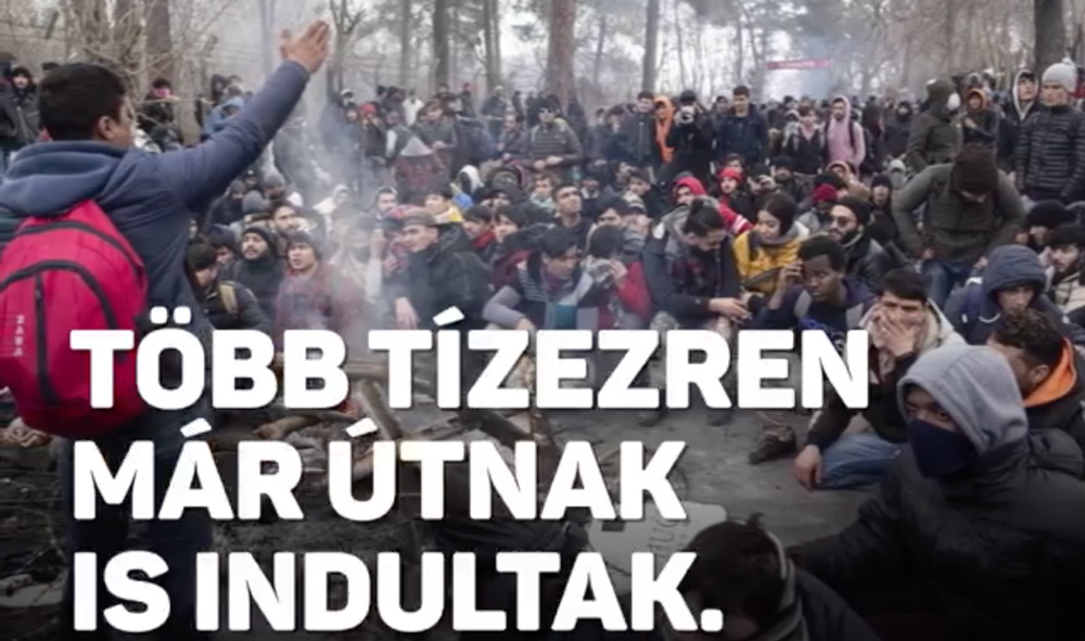 Bármekkora tömeg érkezik, a kormány megvédi a határt