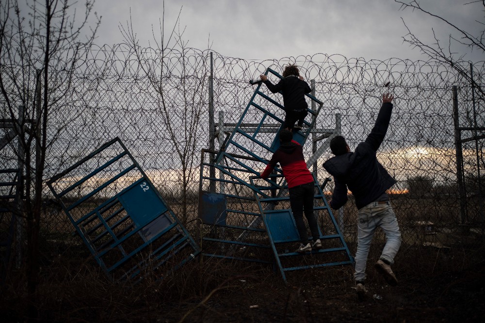 Erdogan: Görögország is nyissa meg a kapuit