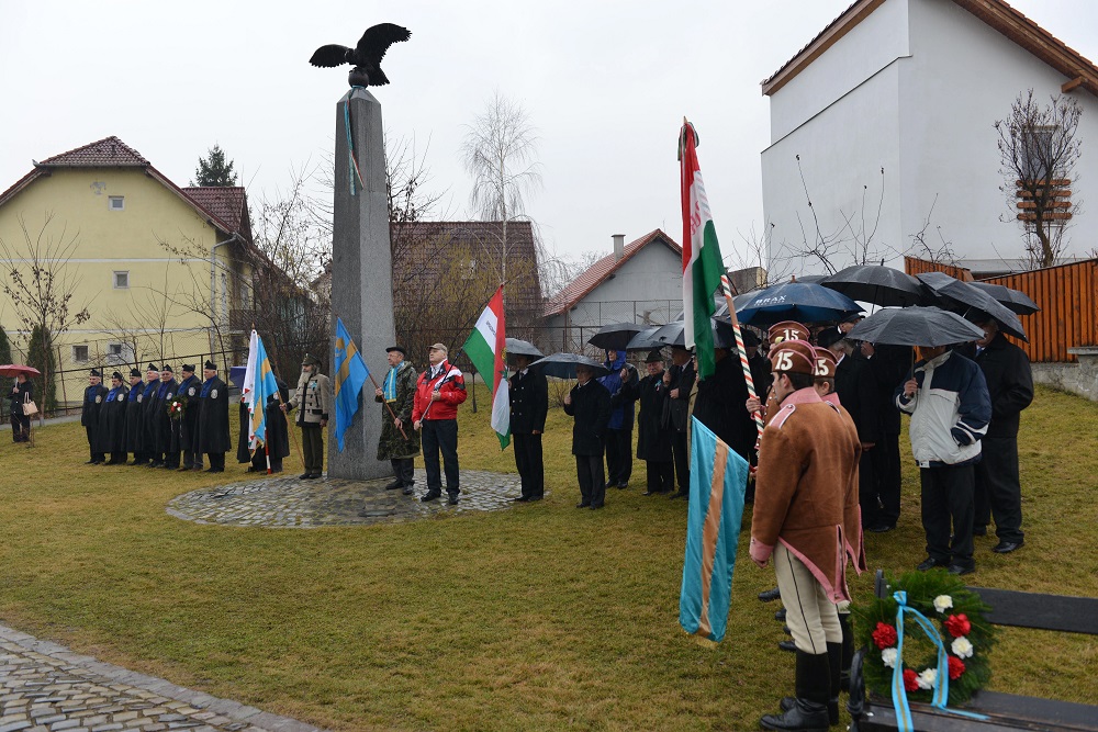 Székelyföld mesterséges elszegényítése ellen tiltakoztak