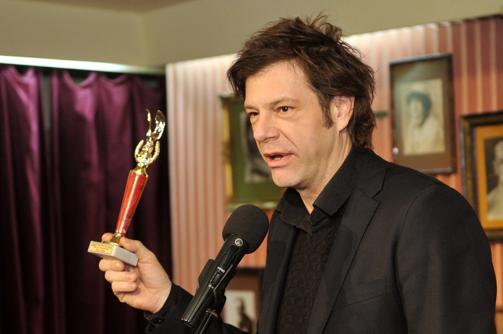 Till Attila filmjéből amerikai minisorozatot fejleszt Noah Wyle