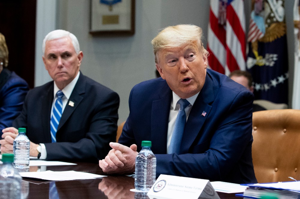 Az Egyesült államok 30 napra felfüggeszt minden beutazást Európából