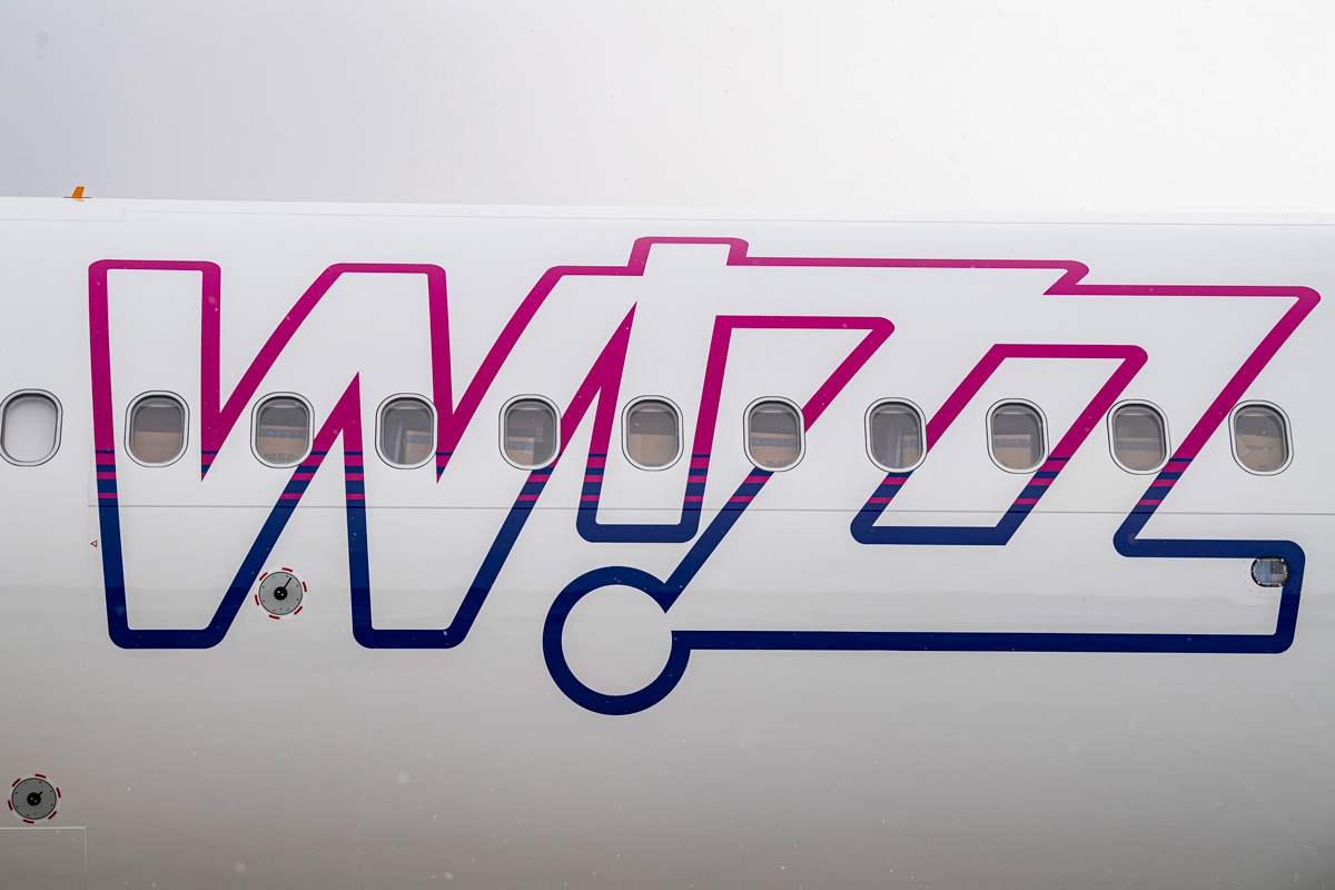 Tizenhat járatot indít újra Budapestről a Wizz Air