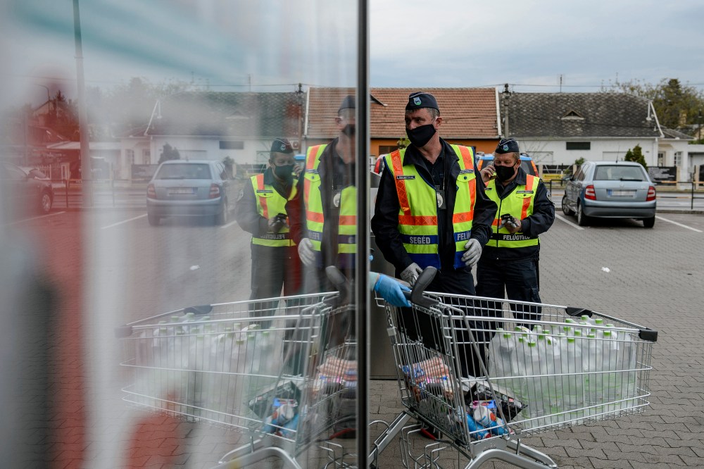Hosszútávon nem fenntarthatók a korlátozások