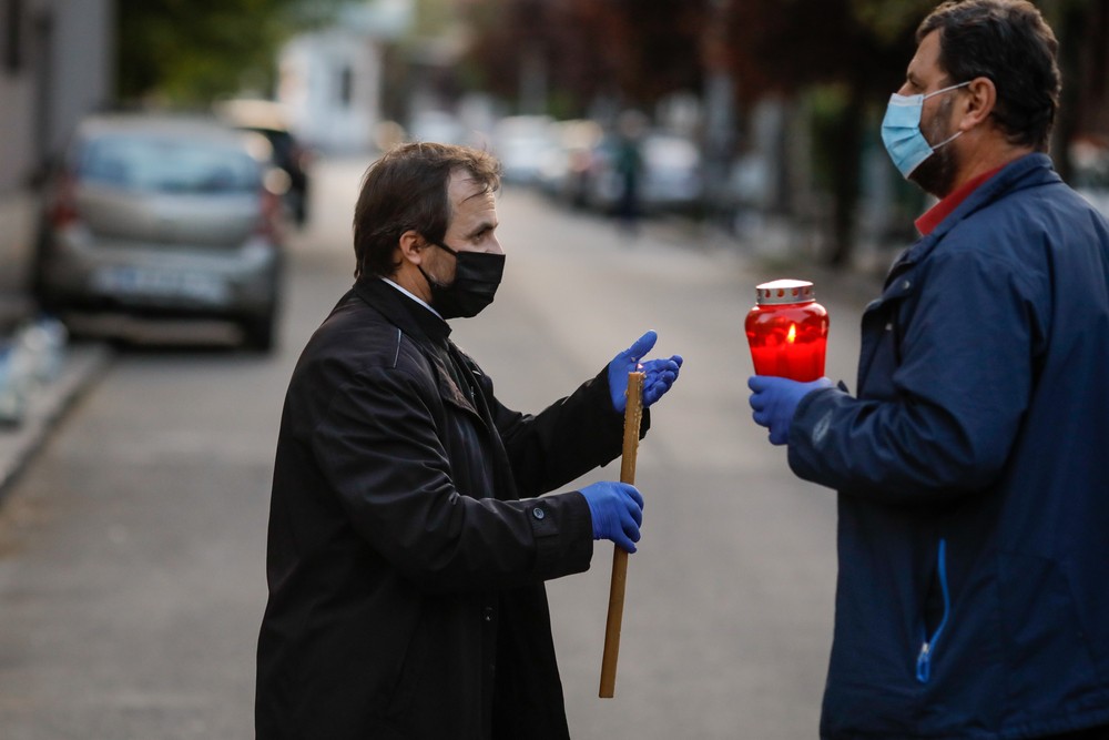 Ötjegyű a fertőzöttek száma Romániában