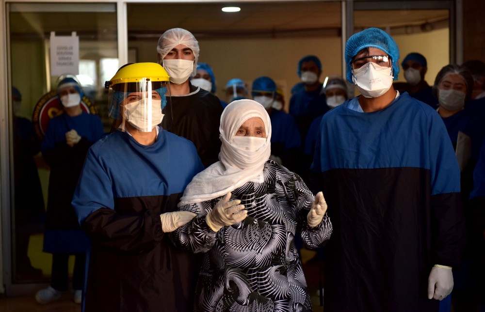 Törökországban ismét 1600 közelébe ugrott az új fertőzöttek napi száma