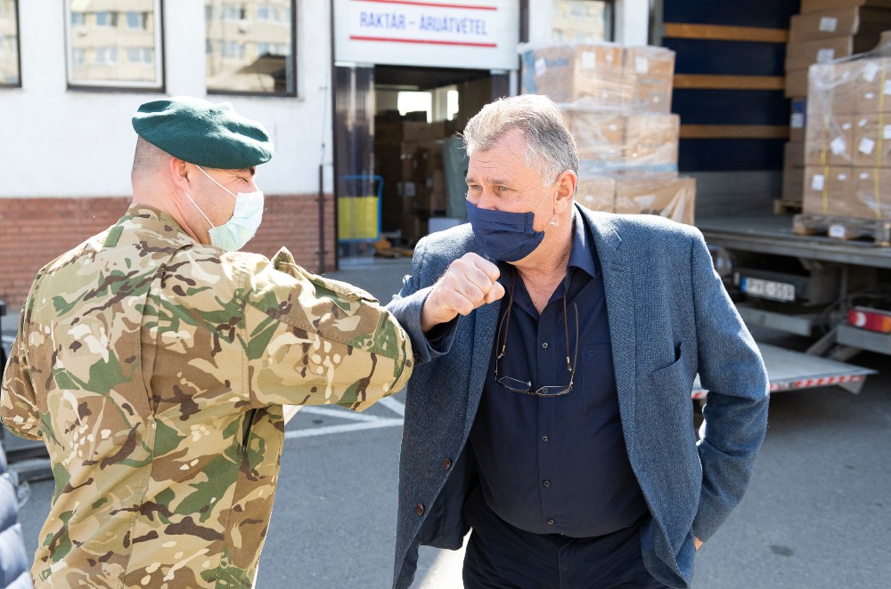 Erőn felül teljesítenek