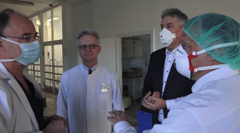 Orbán Viktor budapesti kórházakban járt