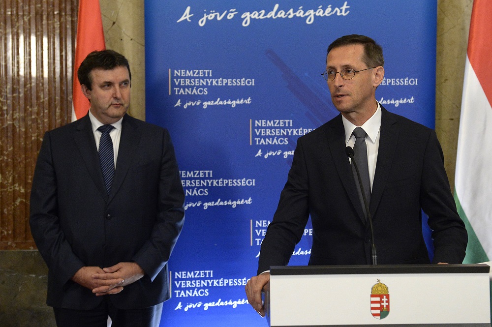 Több mint 1200 milliárd forint