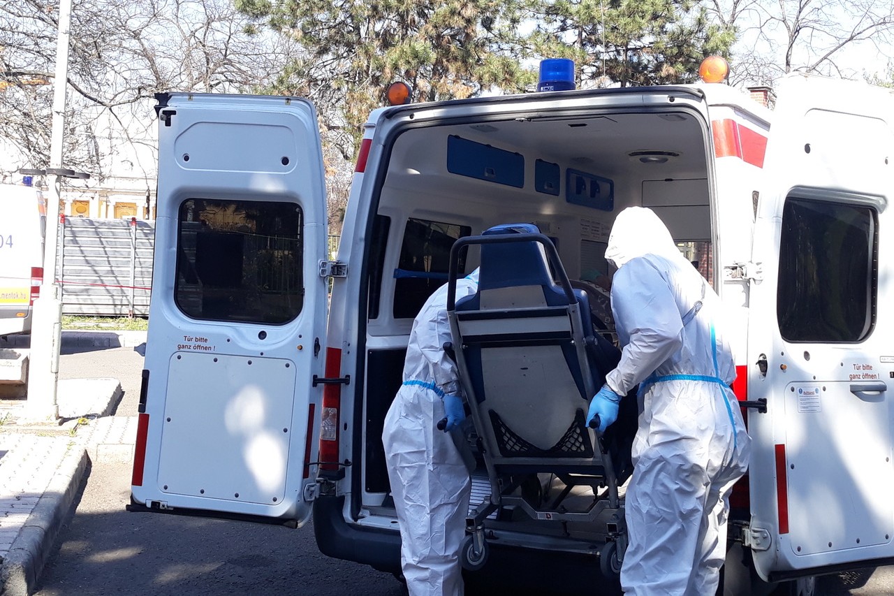 Intézkedésekre kötelezte a fővárost az idősotthon ügyében a tisztifőorvos