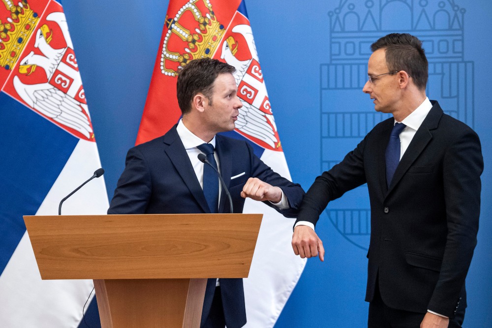 Erősödő magyar-szerb kapcsolatok