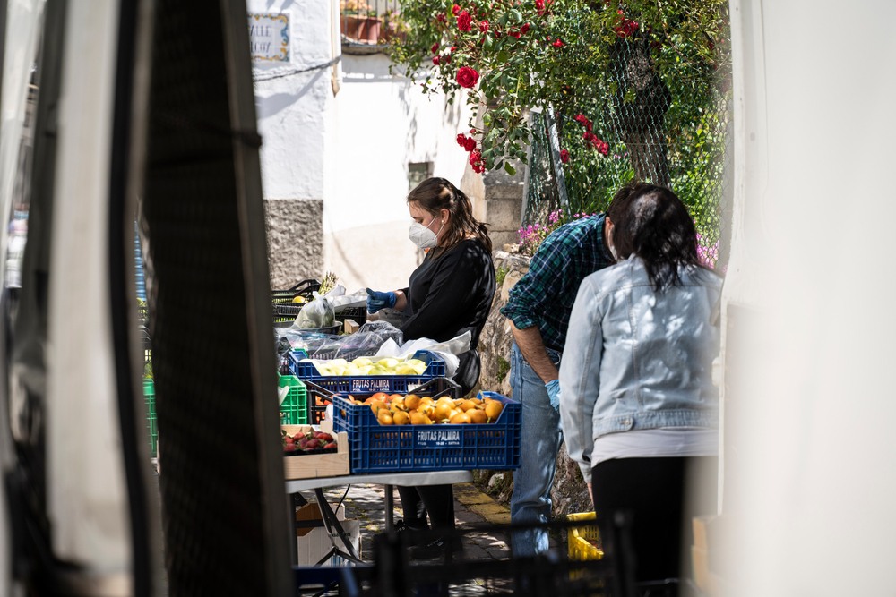 Háromszáz alatt az elhunytak száma