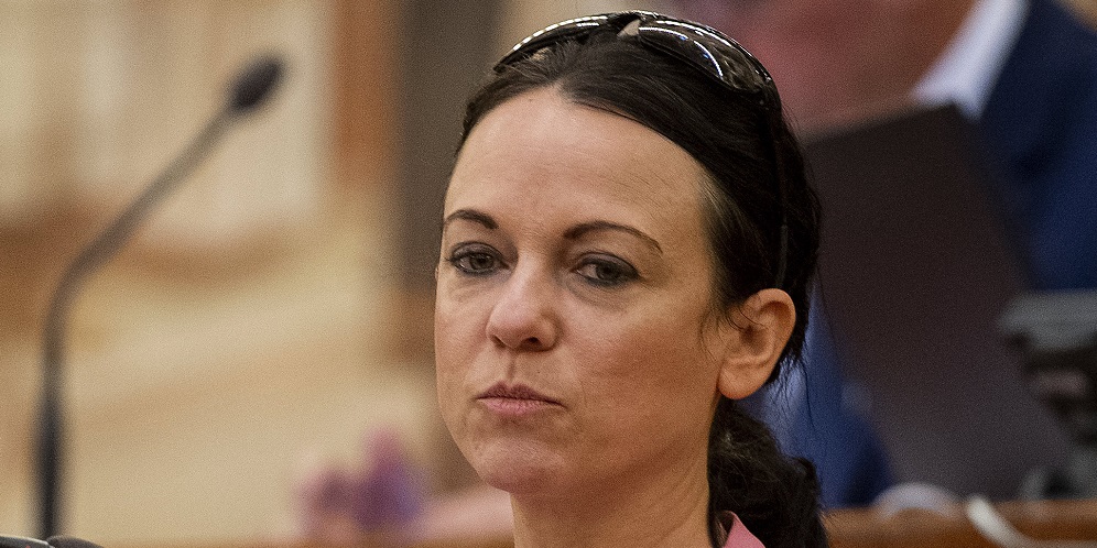 Szabó Tímea megint a kormánytól félti a demokráciát