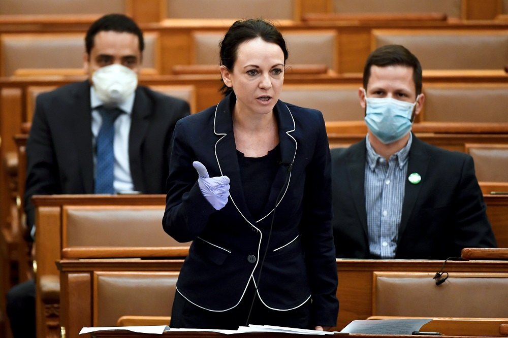 Magyarázkodik a román külügyminiszter a nagykövet miatt