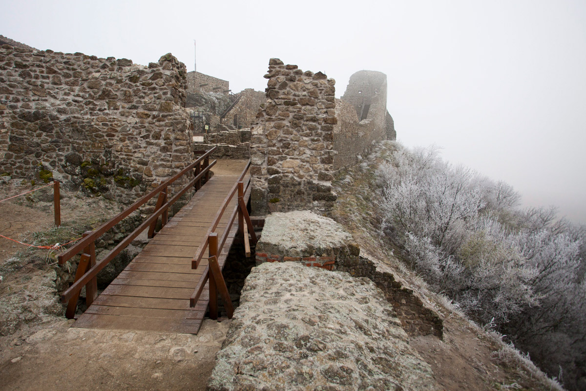 Nyárra megújulhat a szigligeti vár