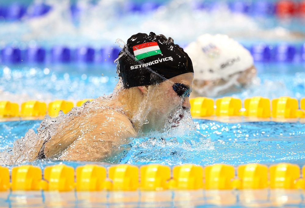 Változások a mellúszás szabályaiban