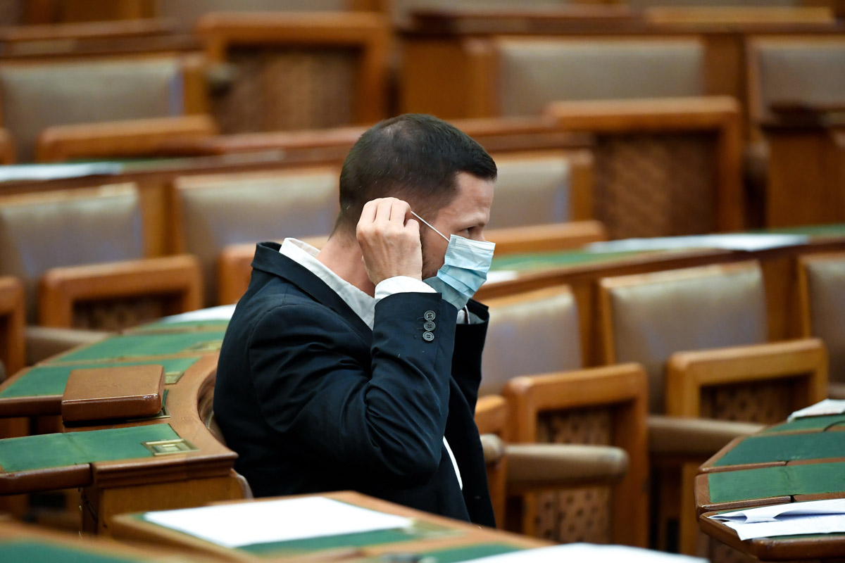 Tordai a Fidesznek: lázadjanak és szavazzák meg a Párbeszéd javaslatát!