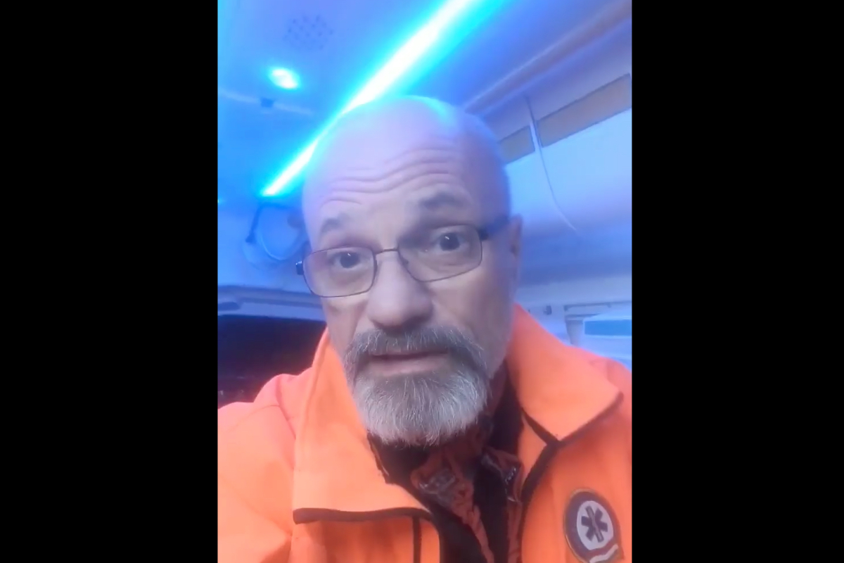 Zacher Gábor óva intett önmagától