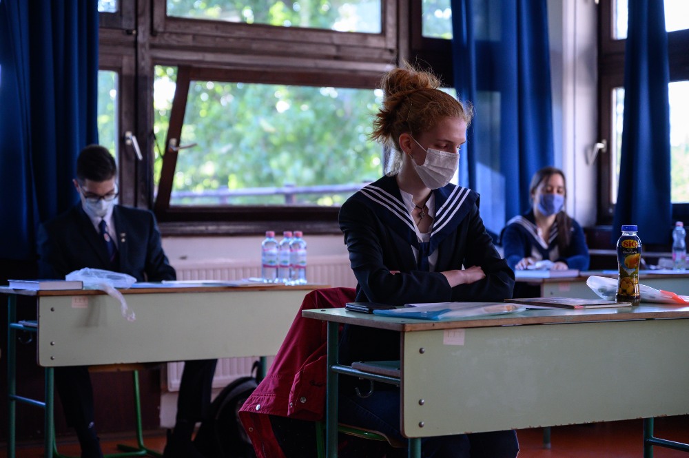 A „baloldali hisztéria” ellenére jó döntés volt megtartani az érettségit