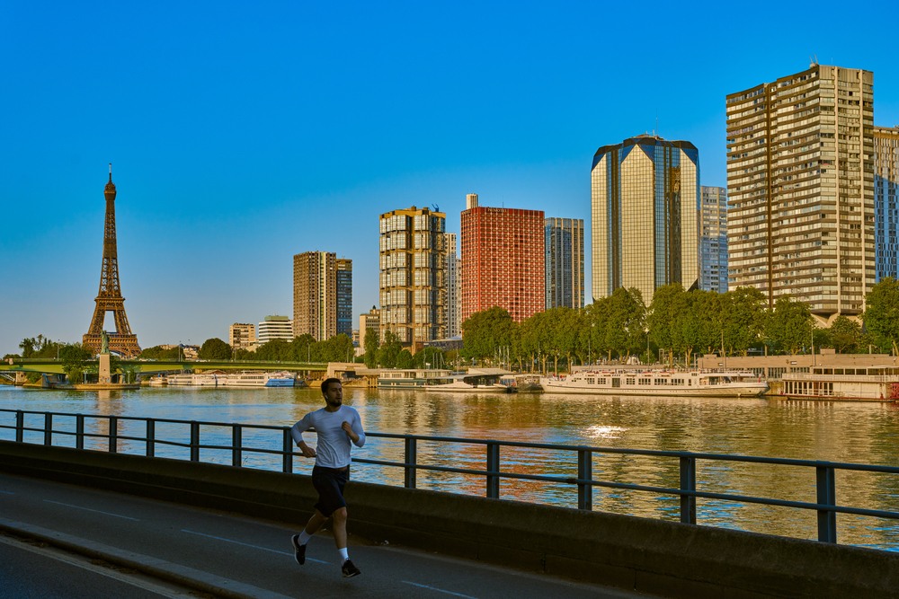 Több száz liter mérgező szennyvíz ömlött ki Párizsban