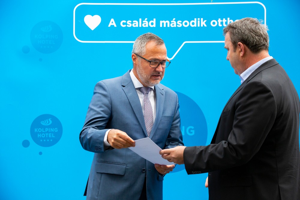 Már több mint tízezer álláskereső talált munkahelyet