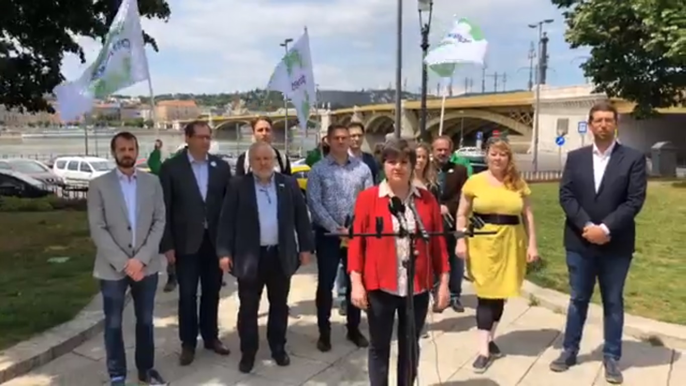 Párbeszéd: Orbán Viktor „kicsinyes bosszút” akar állni